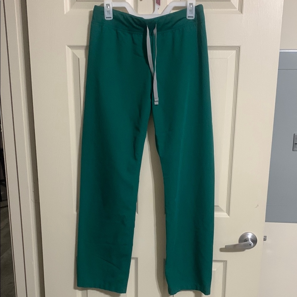Figs used scrubs.